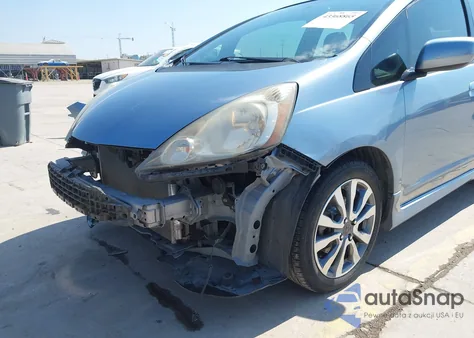 2011 Honda Fit Sport из США, поврежденный, VIN JHMGE8H50BC025768